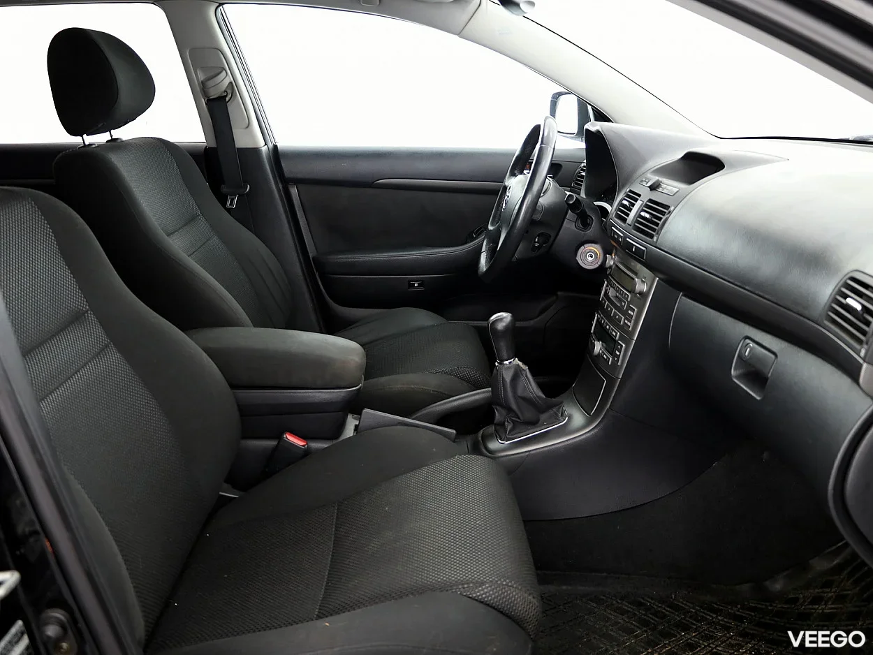 Toyota Avensis 2.0 85kW