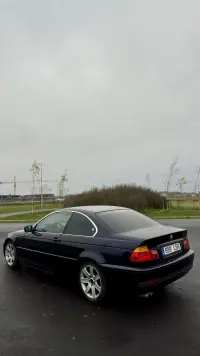 BMW 320 2.2 125kW thumbnail