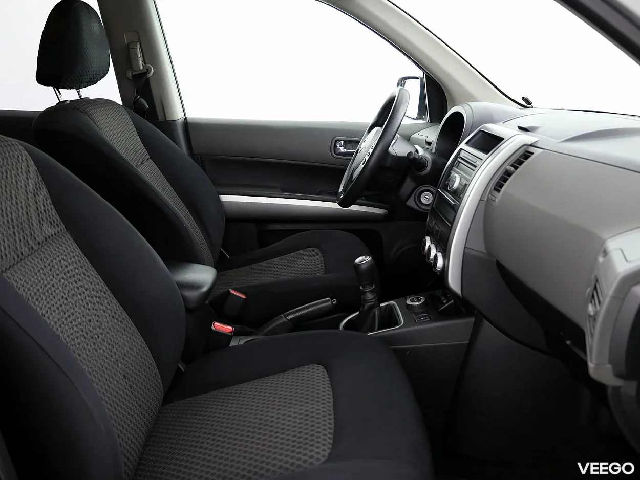 Nissan X-Trail 2.0 104kW