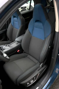 Lynk & Co 01 MORE/RECHARGE/INFINITY/INTELLI SAFE/XENIUM/ 1.5 192kW thumbnail