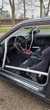 BMW 318 Is 103kW thumbnail