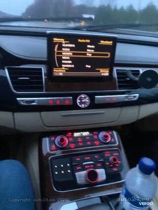 Audi A8 4.2 273kW