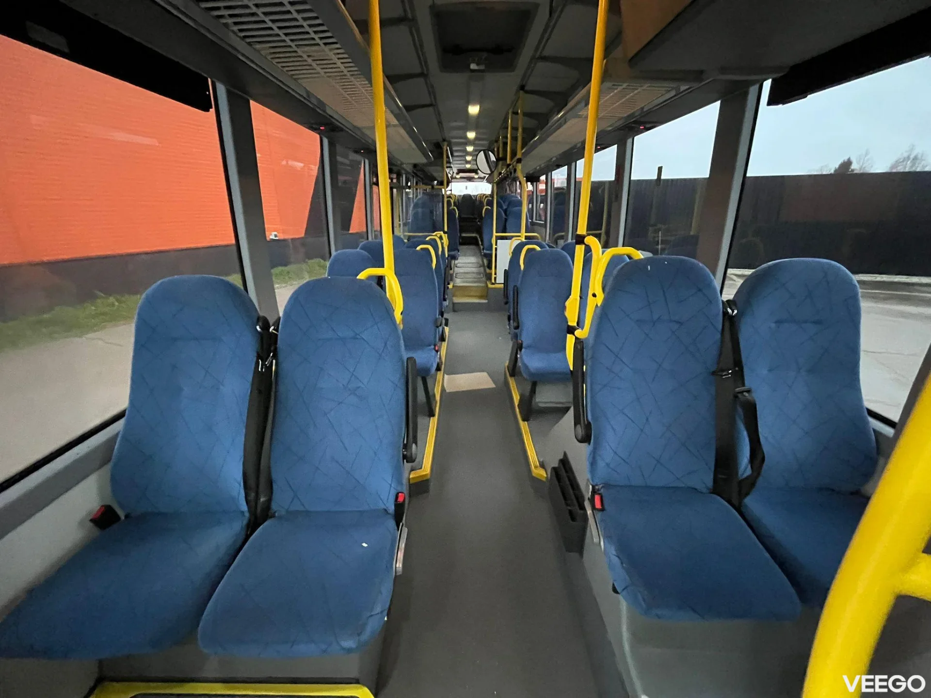 Volvo B8RLE AC / AUXILIARY HEATER / WHEELCHAIR RAMP  240kW