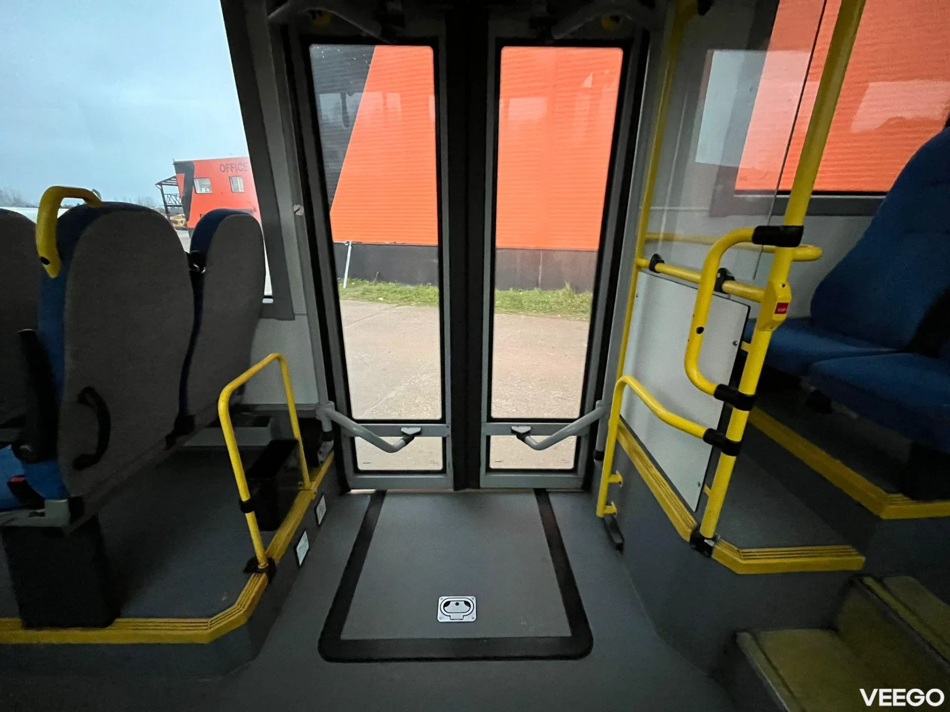 Volvo B8RLE AC / AUXILIARY HEATER / WHEELCHAIR RAMP  240kW