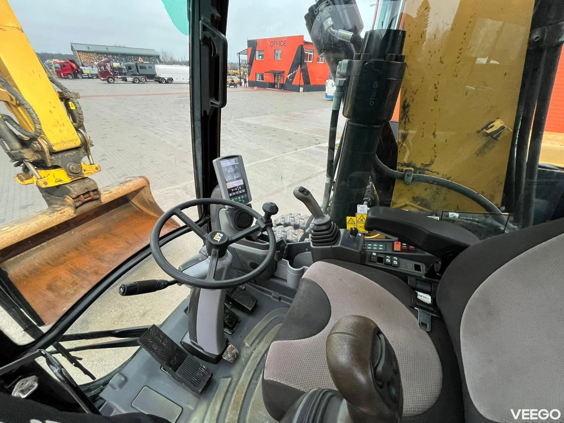 Caterpillar M316D / ROTOTILT/ AC / CENTRAL LUBRICATION / + EXTRA BUCKET 124kW