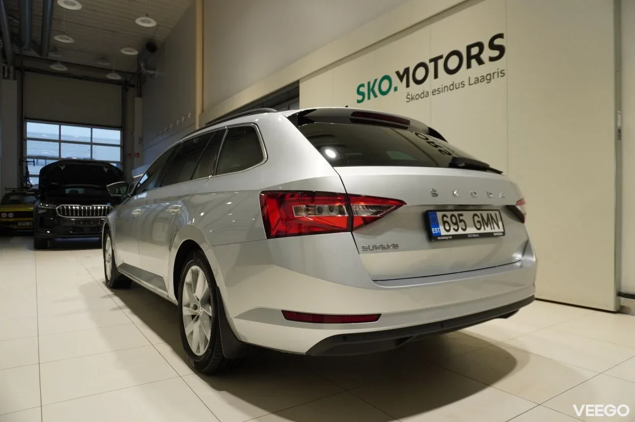 Skoda Superb AMBITION COMBI 1.5 110kW