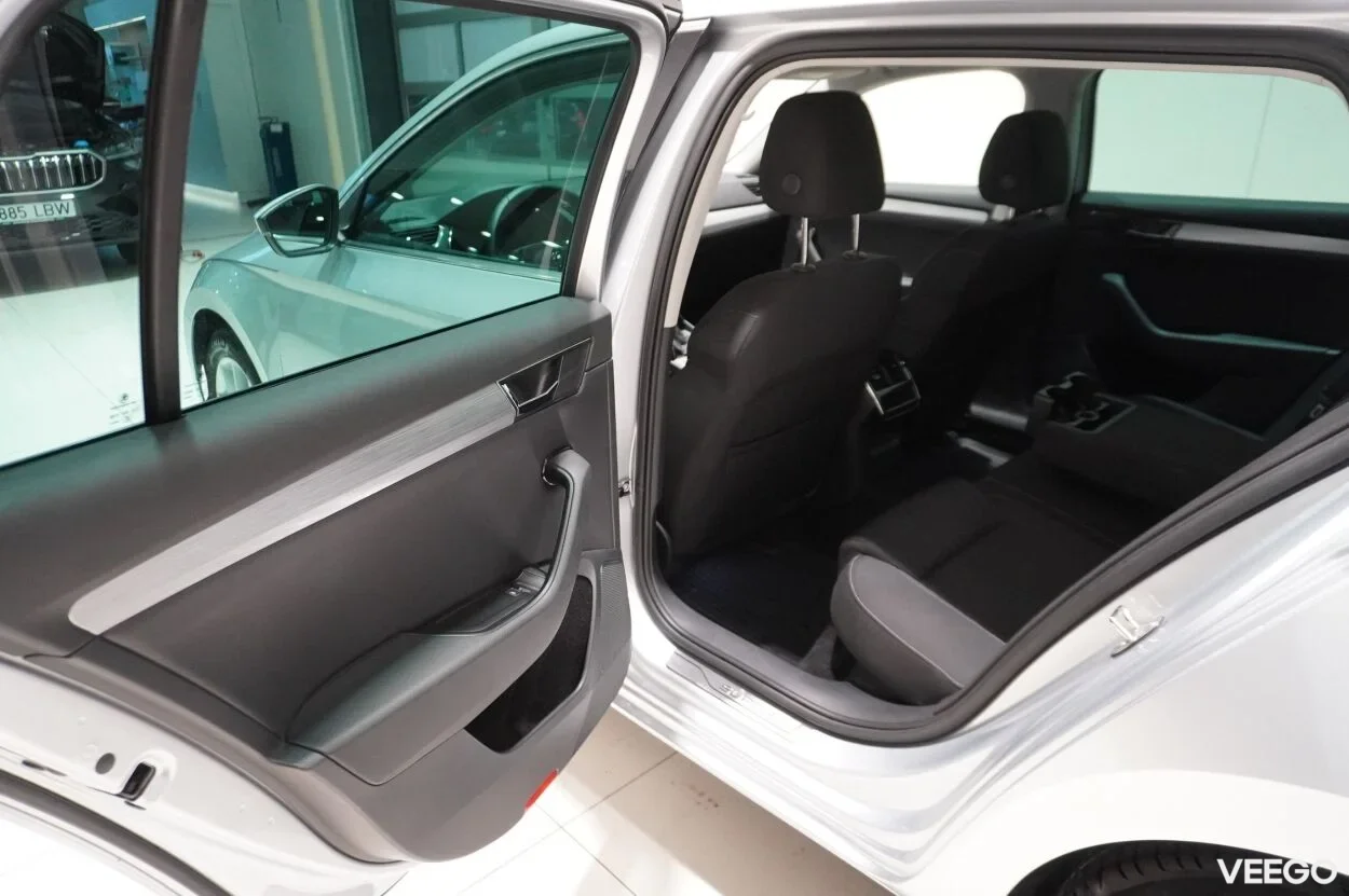 Skoda Superb AMBITION COMBI 1.5 110kW