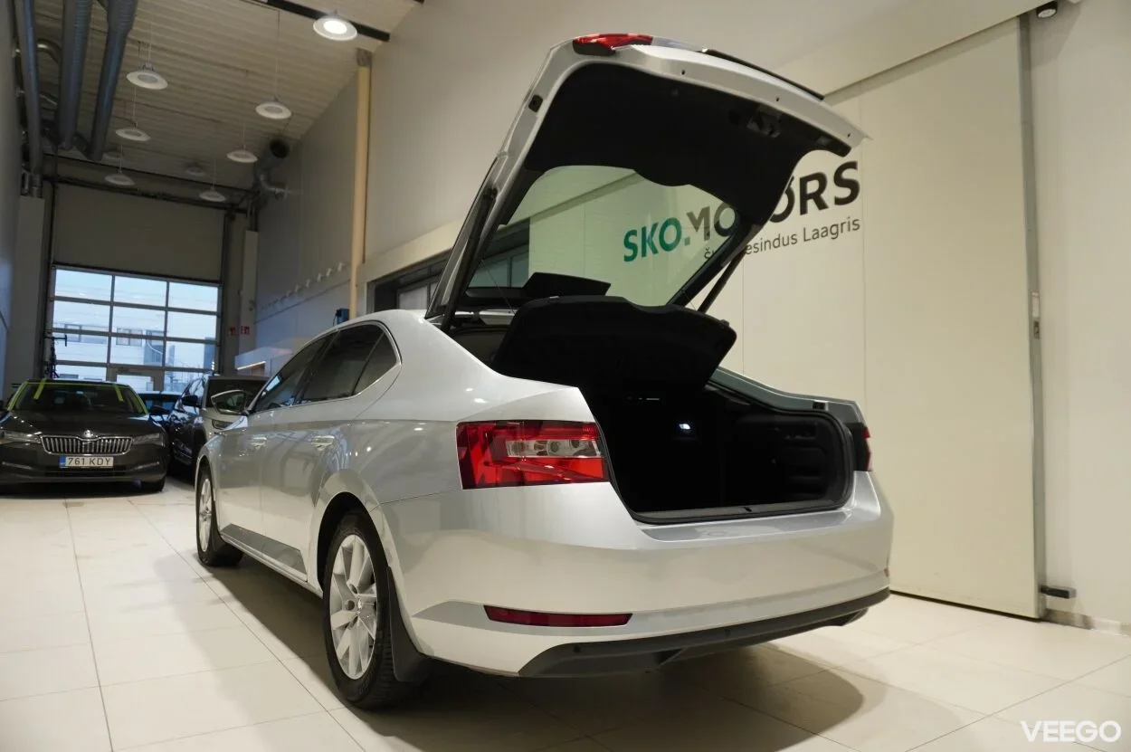 Skoda Superb AMBITION HB 1.5 110kW