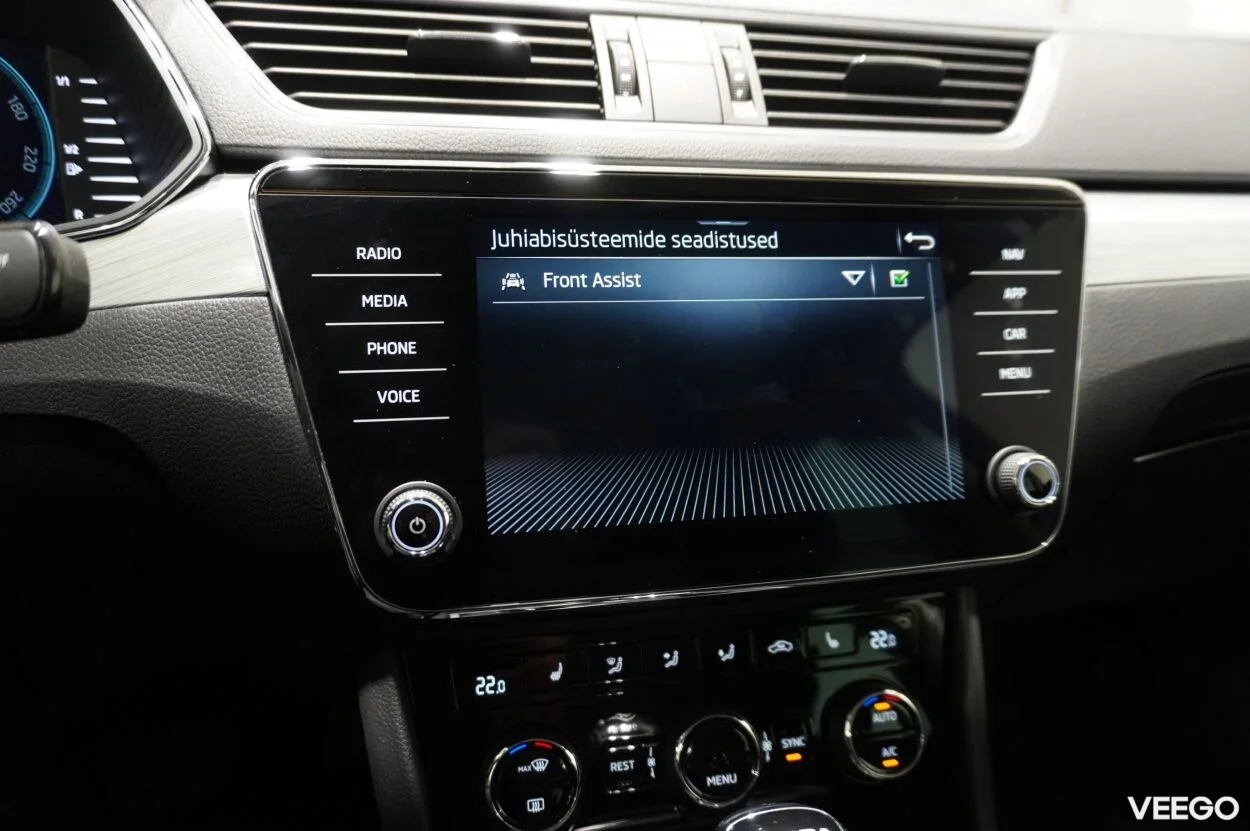 Skoda Superb AMBITION HB 1.5 110kW