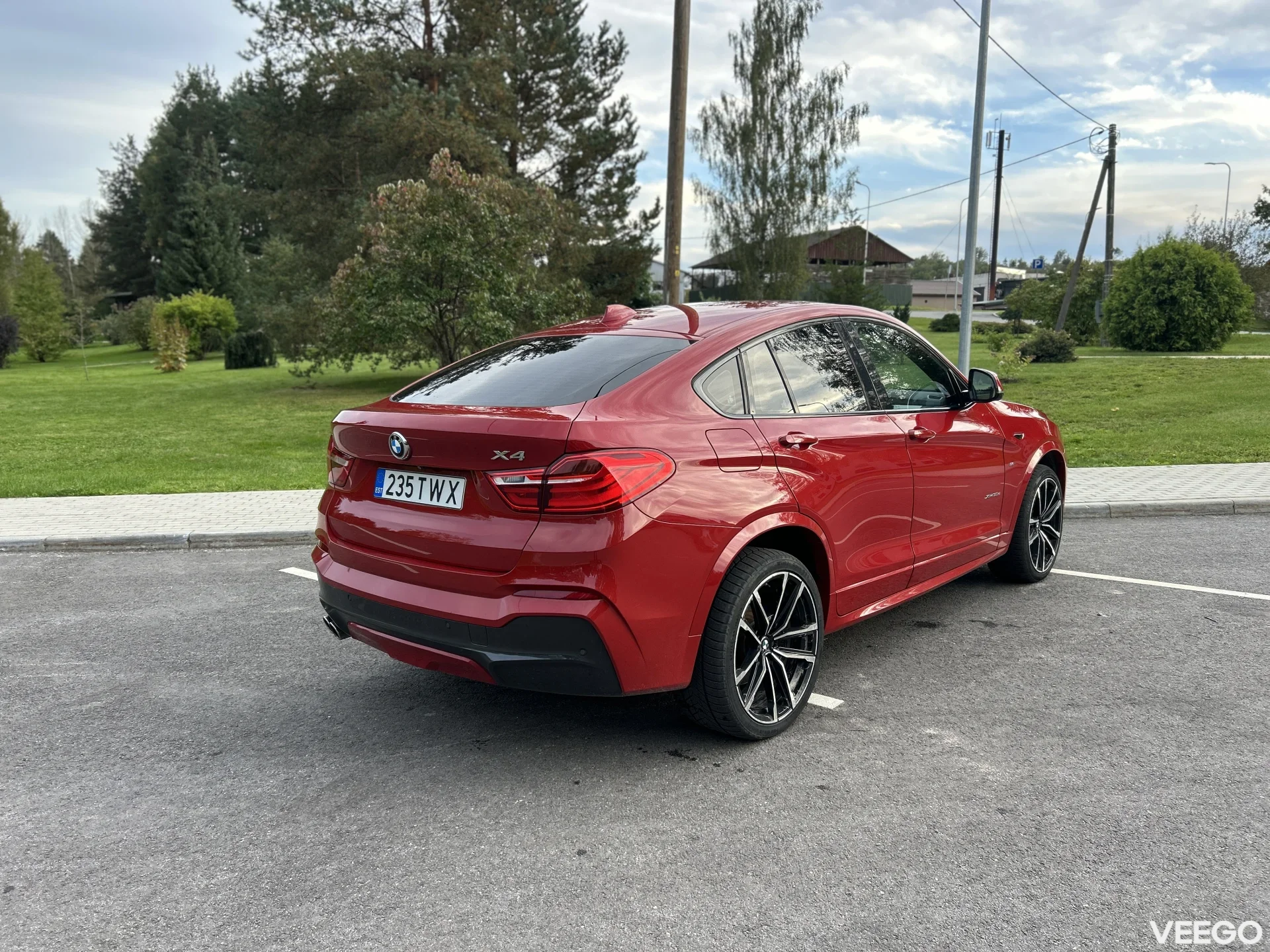 BMW X4 3.0 190kW