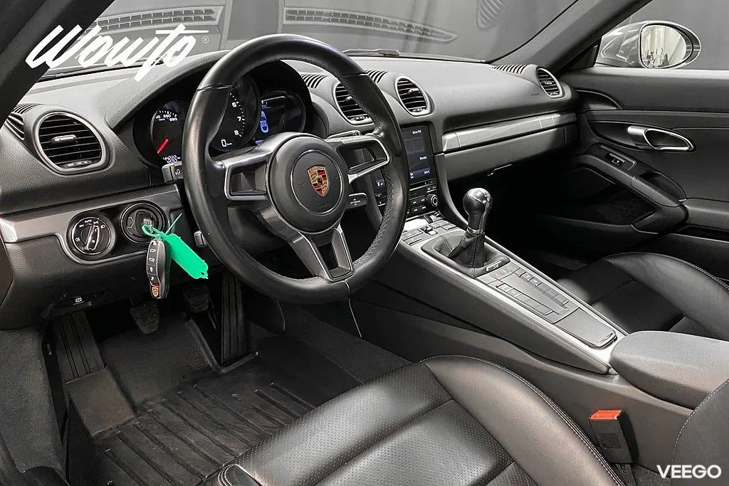 Porsche 718 Cayman 300HK Manuell / Svensksåld 220kW