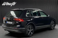 Volkswagen Tiguan 2.0 TDI 4M DSG 190HK /Värmare /Cockpit 140kW thumbnail