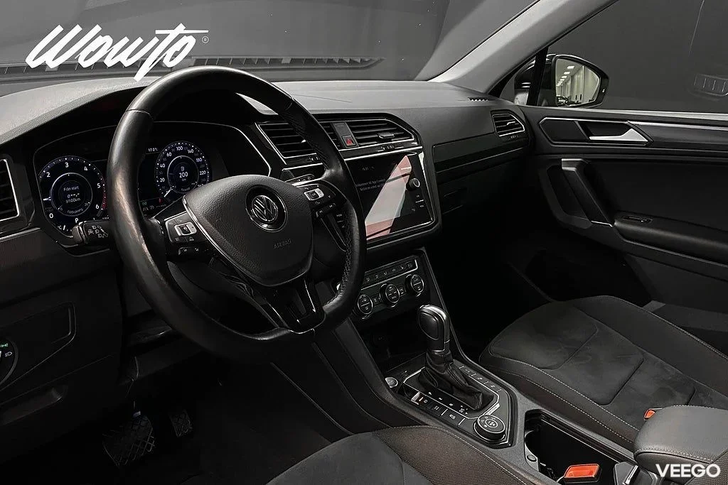 Volkswagen Tiguan 2.0 TDI 4M DSG 190HK /Värmare /Cockpit 140kW