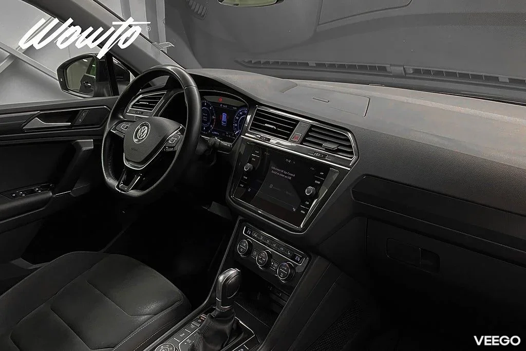 Volkswagen Tiguan 2.0 TDI 4M DSG 190HK /Värmare /Cockpit 140kW