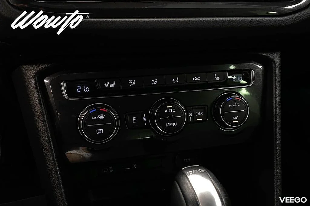 Volkswagen Tiguan 2.0 TDI 4M DSG 190HK /Värmare /Cockpit 140kW