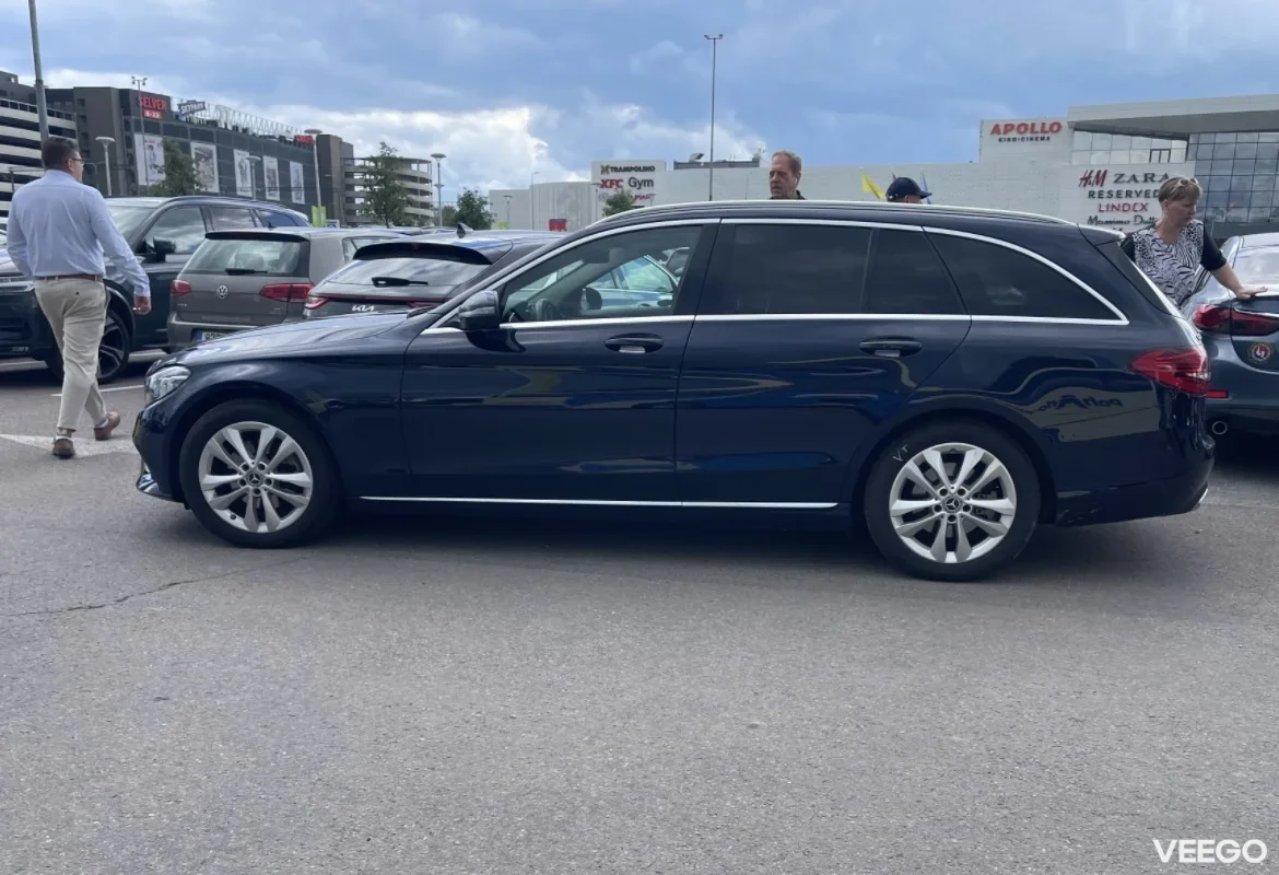 Mercedes-Benz C200 C200d 2.0 110kW