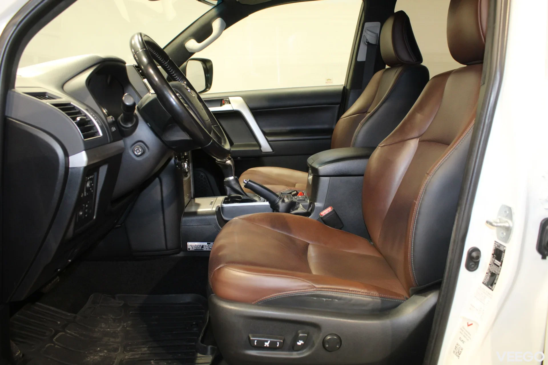 Toyota Land Cruiser 150 Premium 4WD N1 2.8 150kW