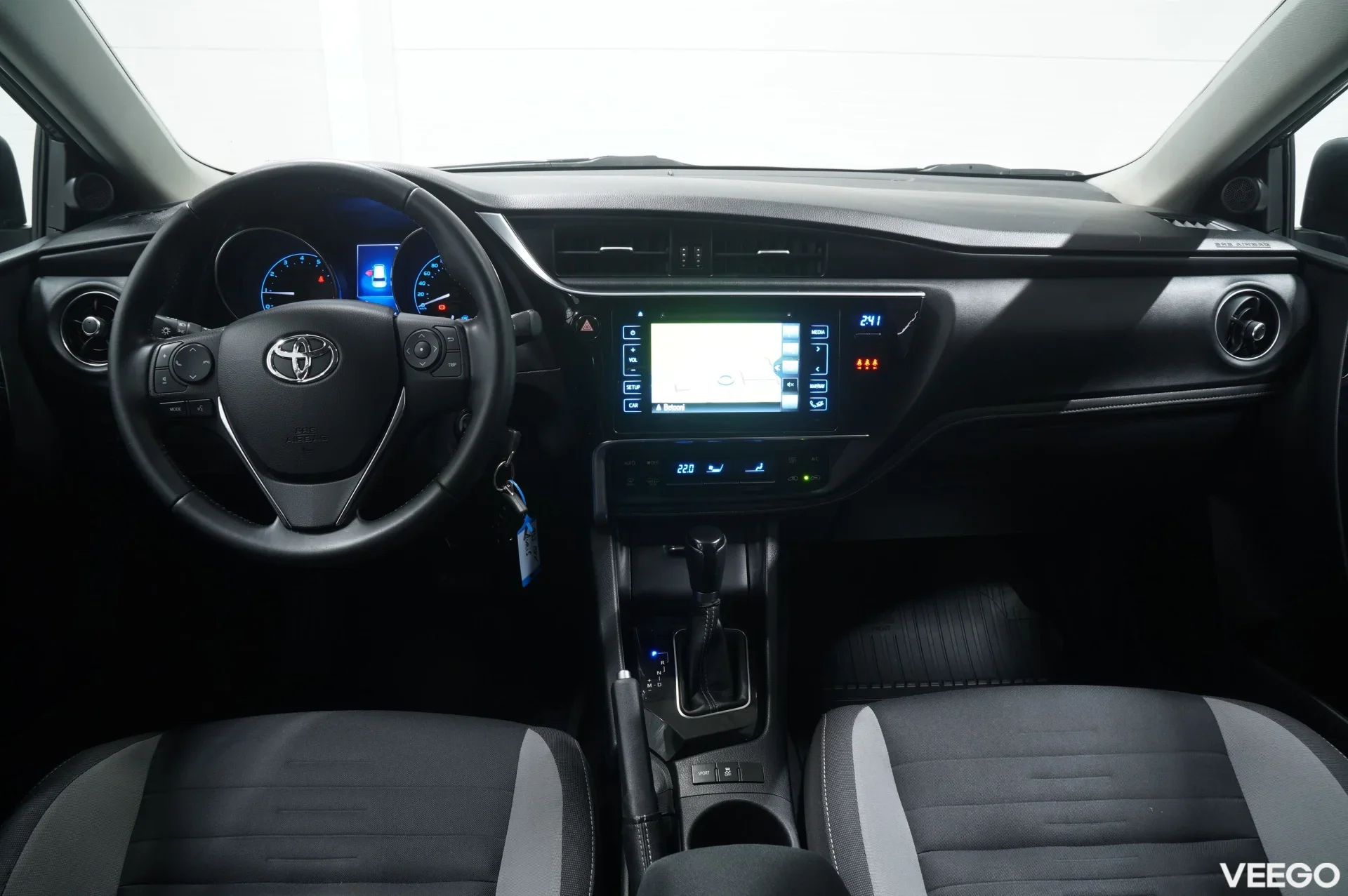 Toyota Auris FACELIFT Touring 1.6 97kW