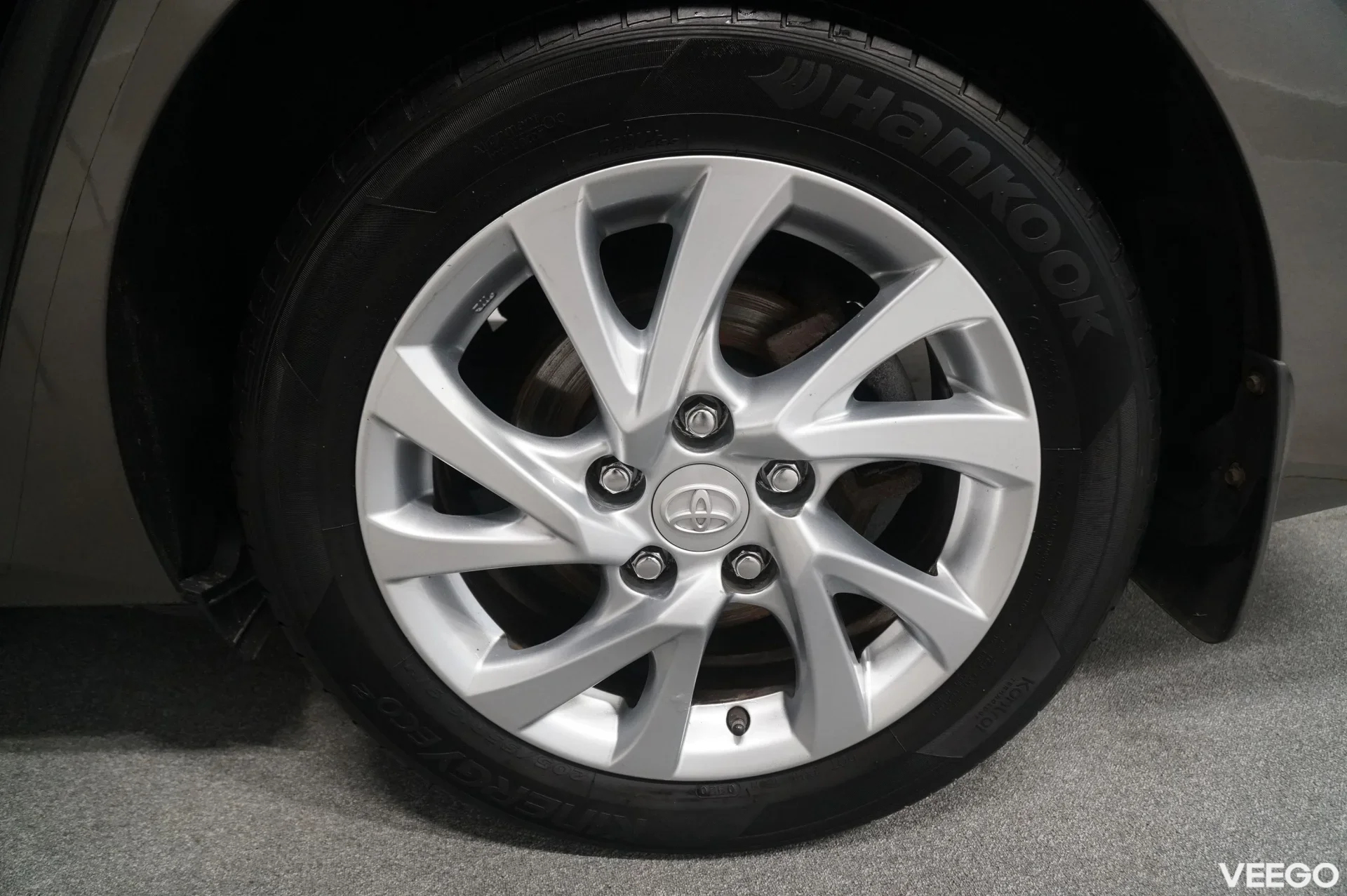 Toyota Auris FACELIFT Touring 1.6 97kW