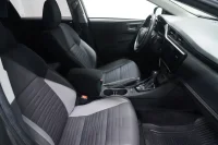 Toyota Auris FACELIFT Touring 1.6 97kW thumbnail