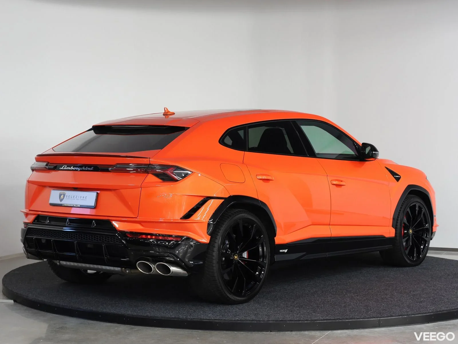 Lamborghini Urus - 490kW