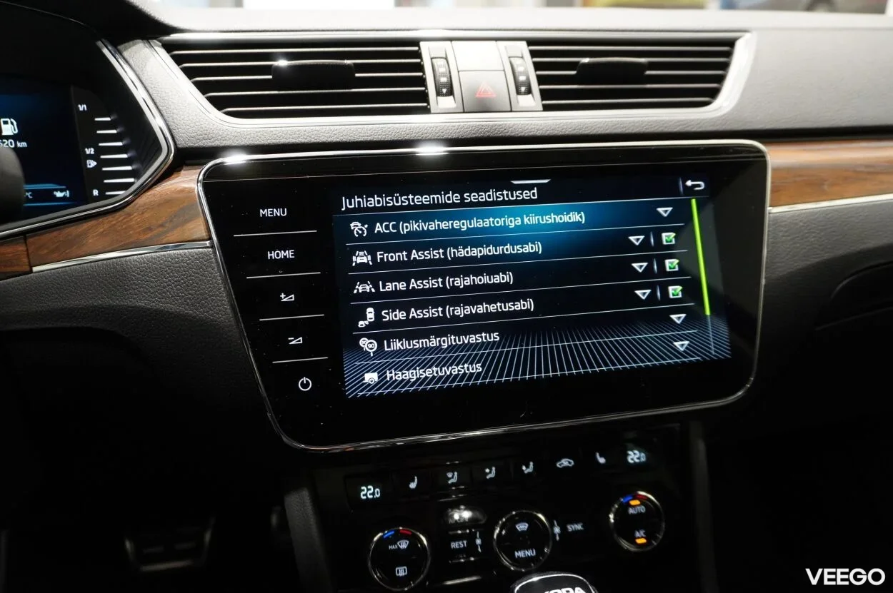 Skoda Superb SCOUT COMBI 4X4 2 206kW