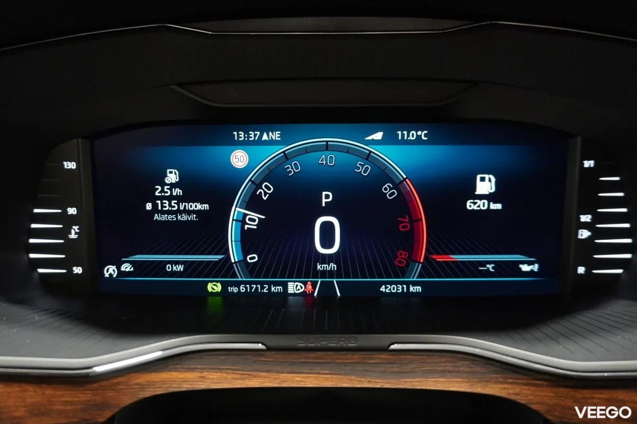 Skoda Superb SCOUT COMBI 4X4 2 206kW