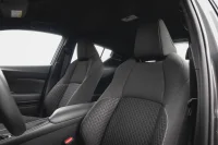 Toyota C-HR Hybrid Active E-CVT 1.8 72kW thumbnail