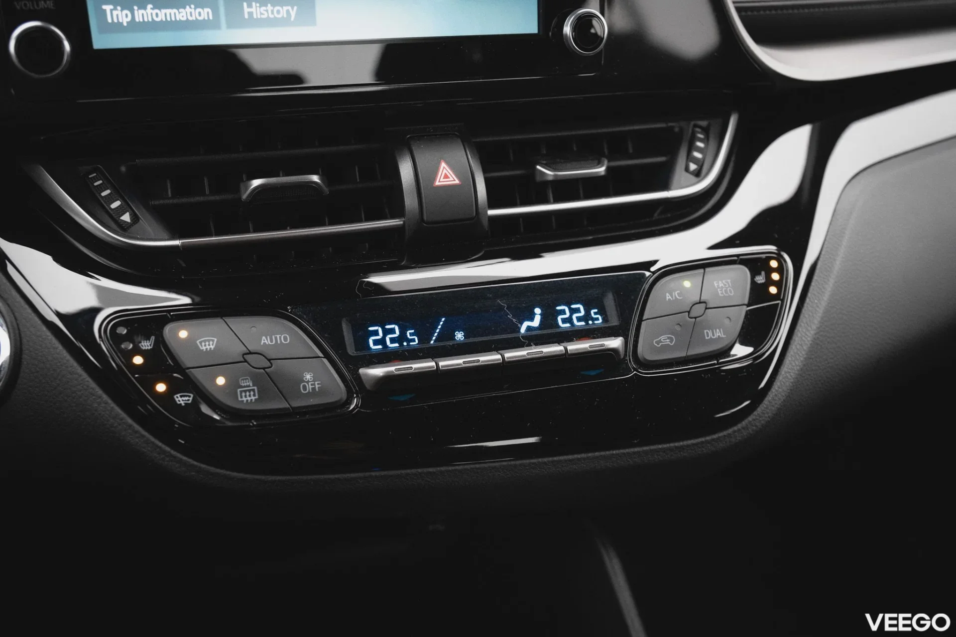 Toyota C-HR Hybrid Active E-CVT 1.8 72kW