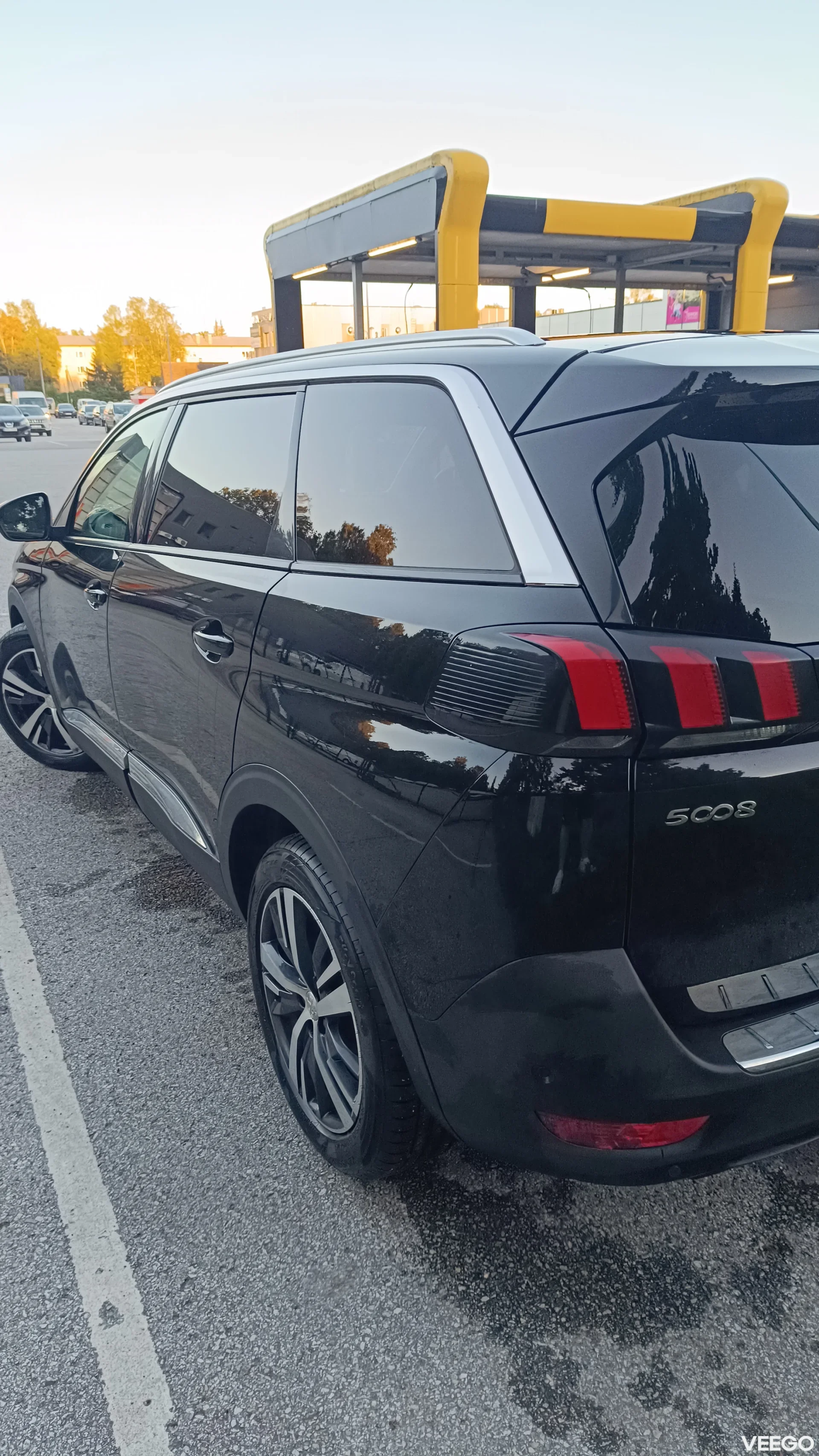 Peugeot 5008 1.6 121kW