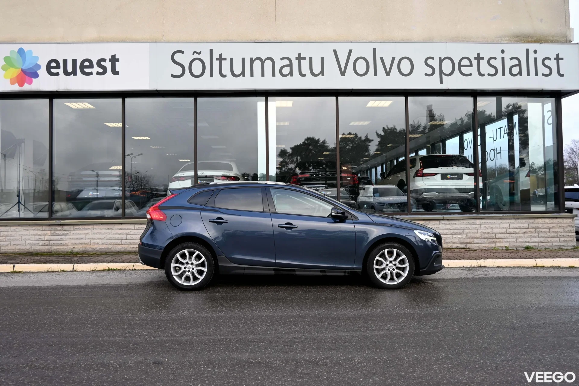 Volvo V40 Cross Country D3 CROSS COUNTRY THORS LED 2 110kW