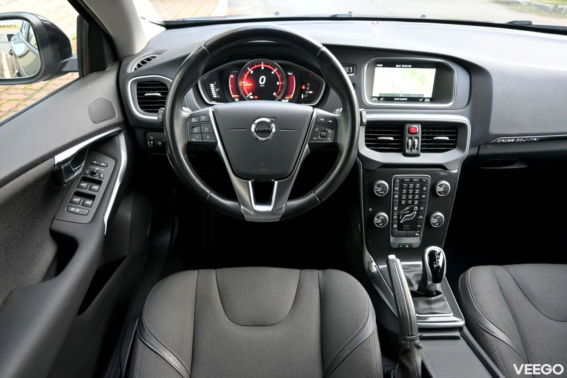 Volvo V40 Cross Country D3 CROSS COUNTRY THORS LED 2 110kW