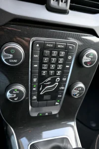 Volvo V40 Cross Country D3 CROSS COUNTRY THORS LED 2 110kW thumbnail