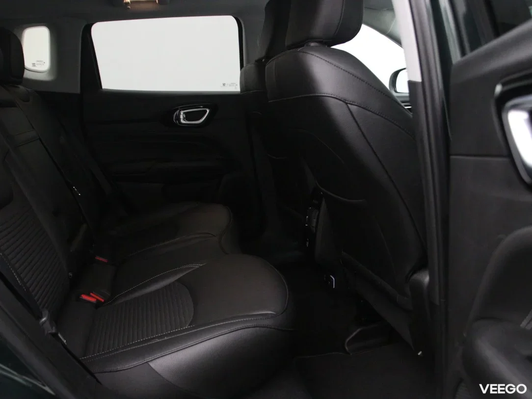 Jeep Compass 1.3 96kW