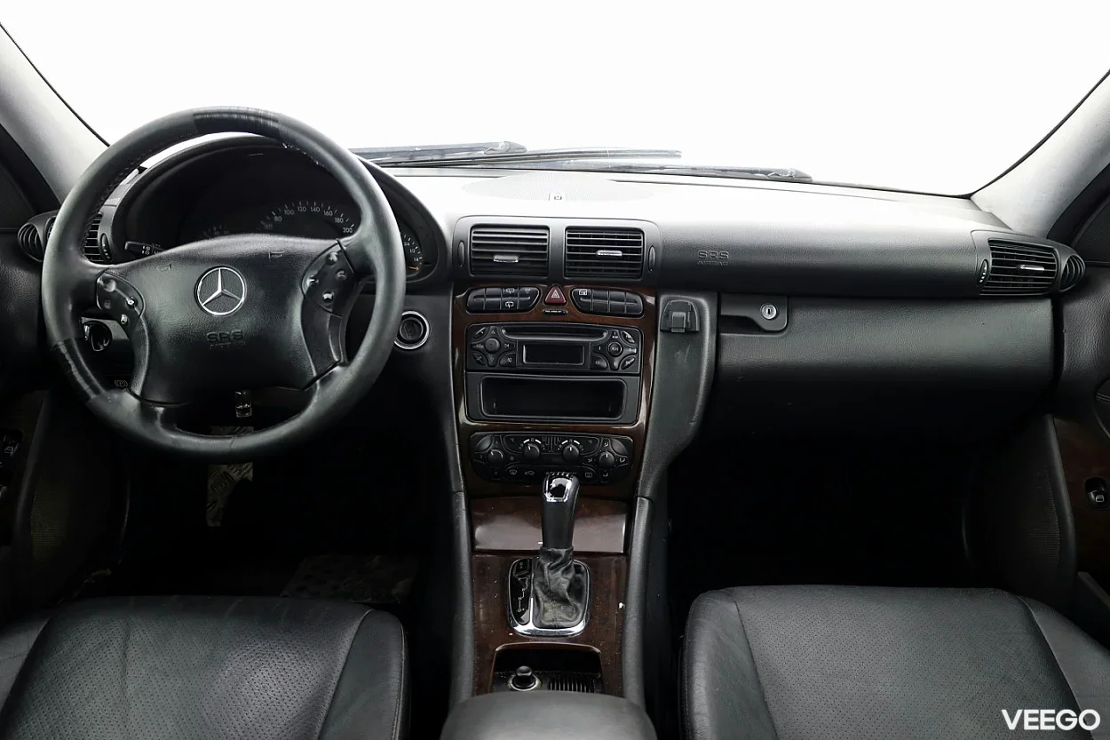 Mercedes-Benz C220 2.1 100kW