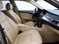 BMW 523 2.5 141kW thumbnail