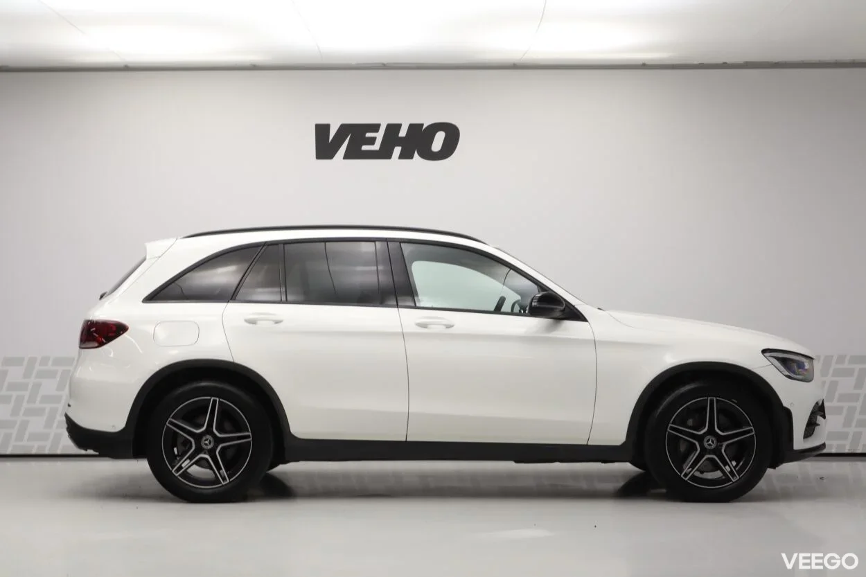 Mercedes-Benz GLC220 d 4Matic AMG 2 143kW