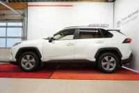 Toyota RAV4 Luxury + Comfort pakett 2.5 131kW thumbnail