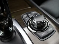 BMW 750 4.4 301kW thumbnail