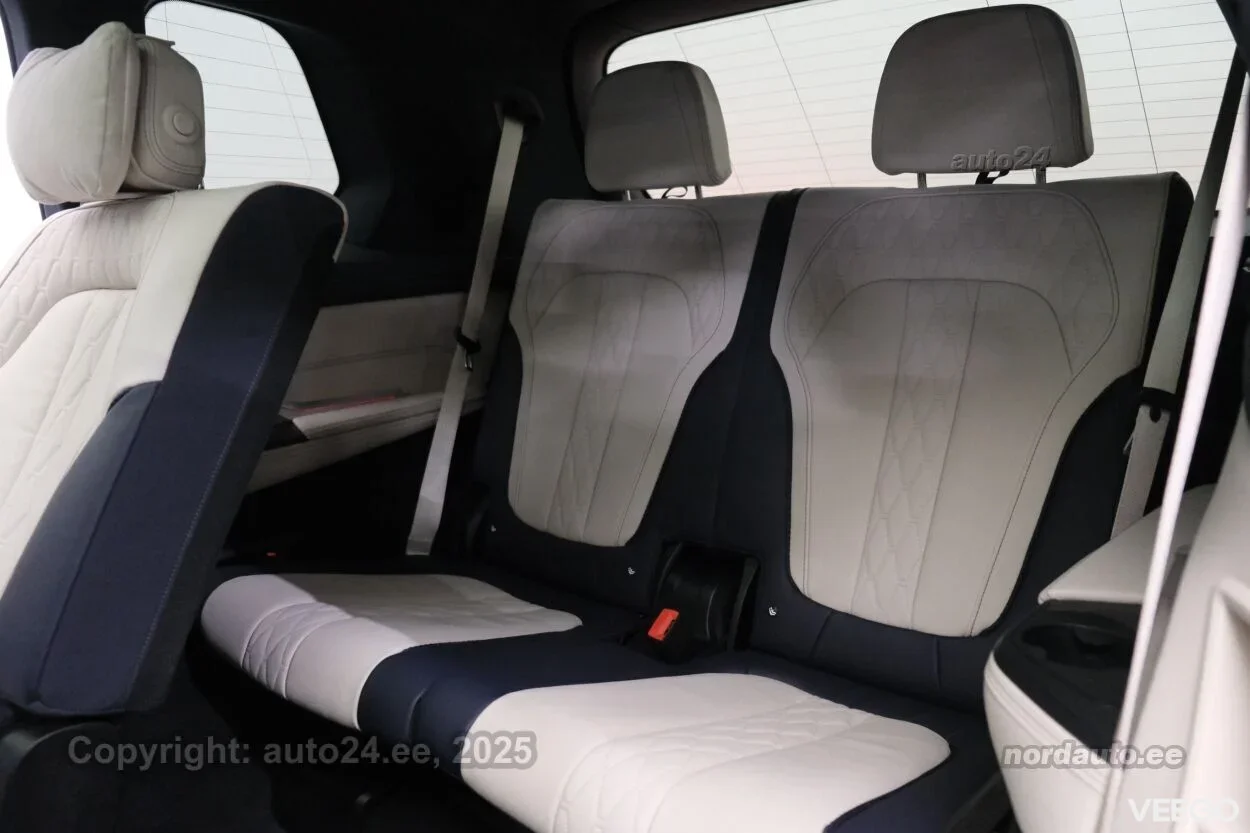 BMW X7 40d xDrive M Sportpakett 3 250kW