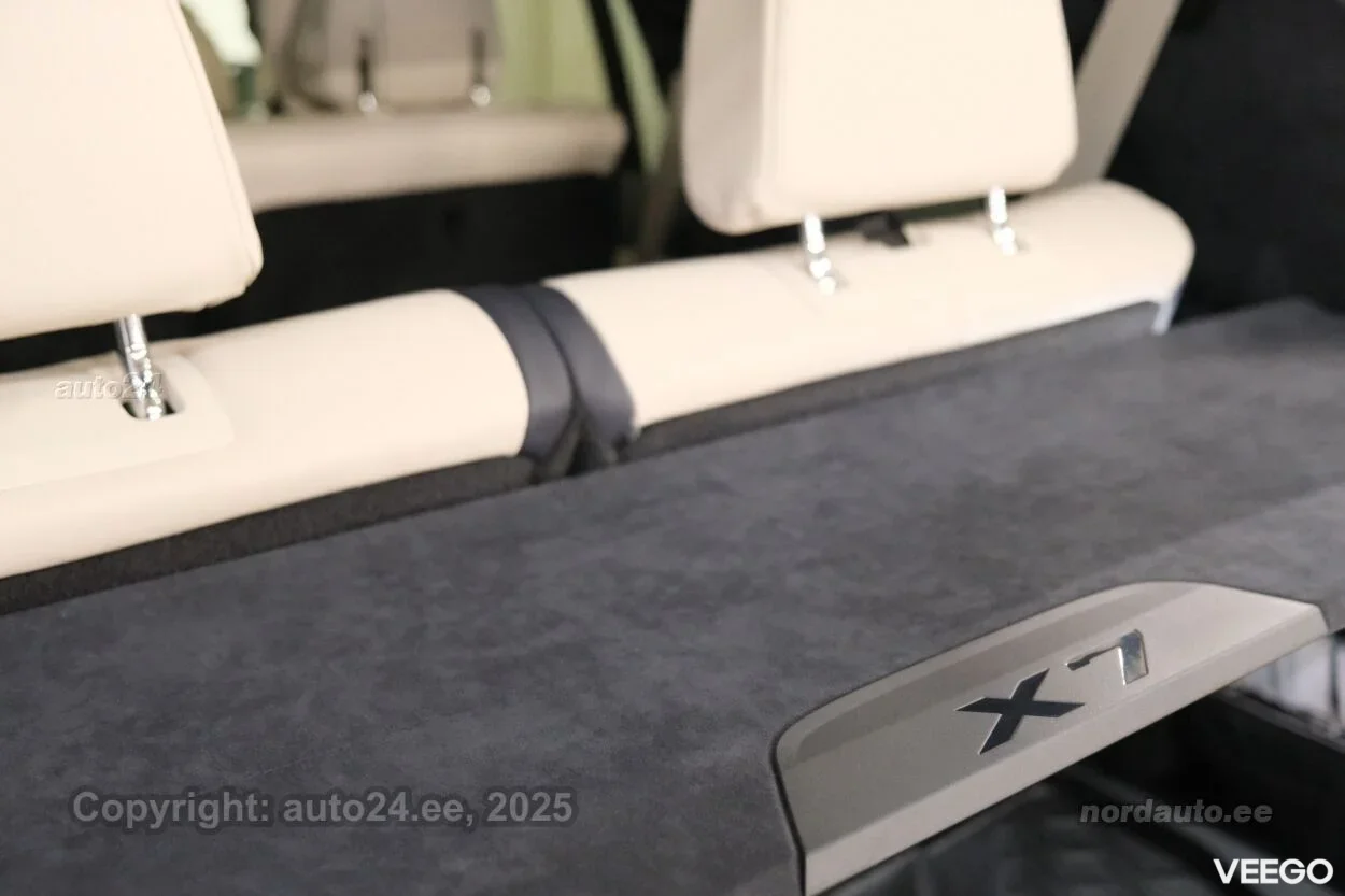 BMW X7 40d xDrive M Sportpakett 3 250kW