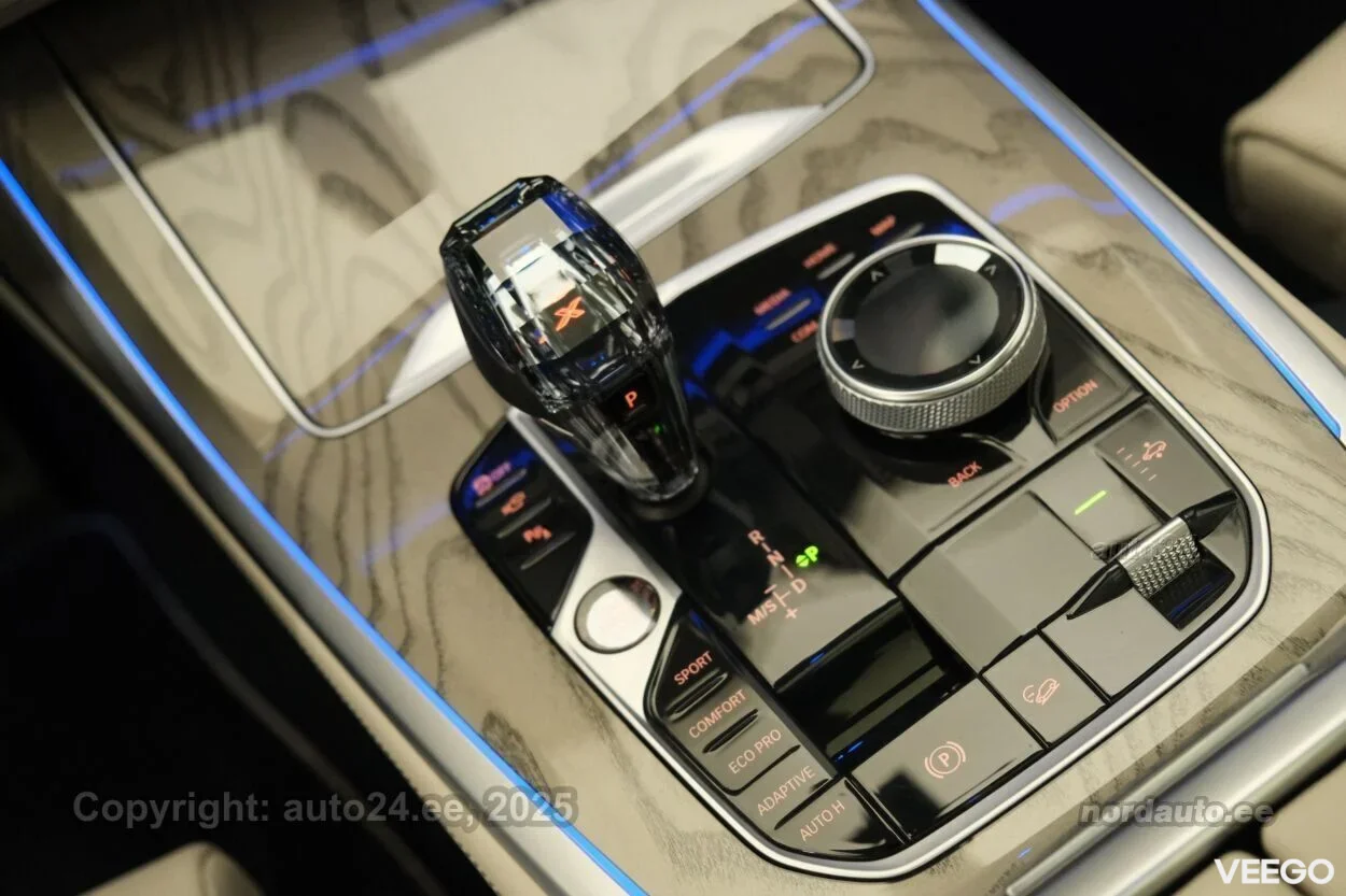 BMW X7 40d xDrive M Sportpakett 3 250kW