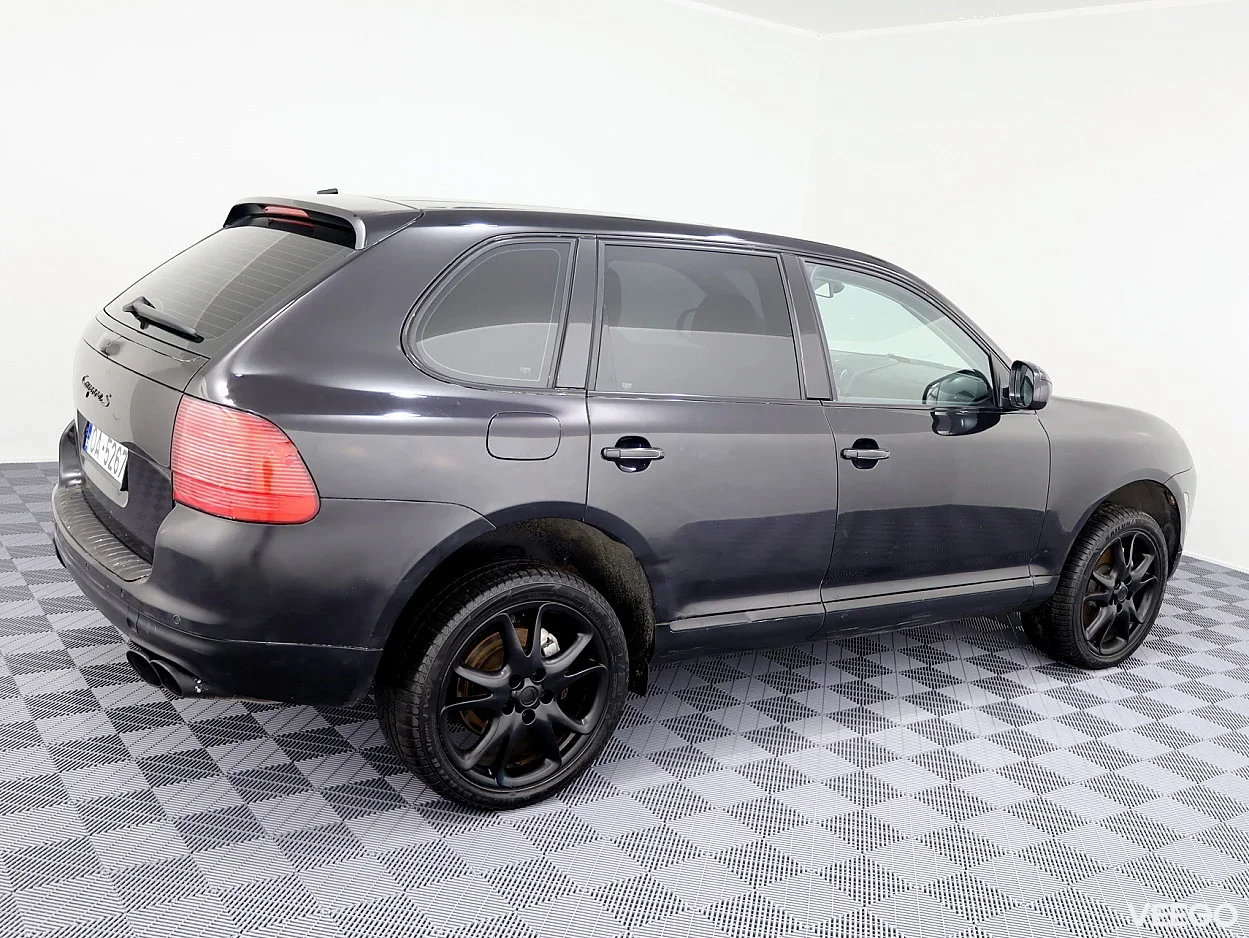 Porsche Cayenne 4.5 251kW