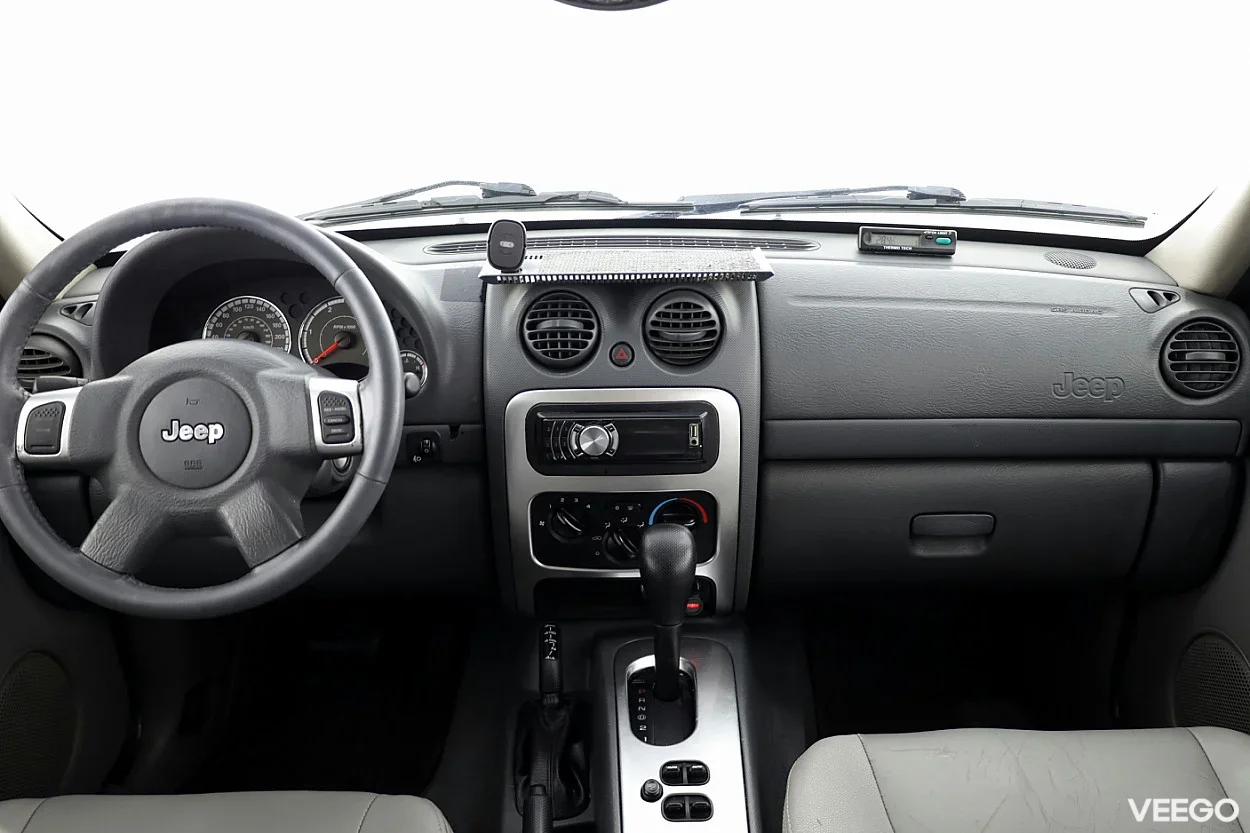 Jeep Cherokee 2.8 121kW