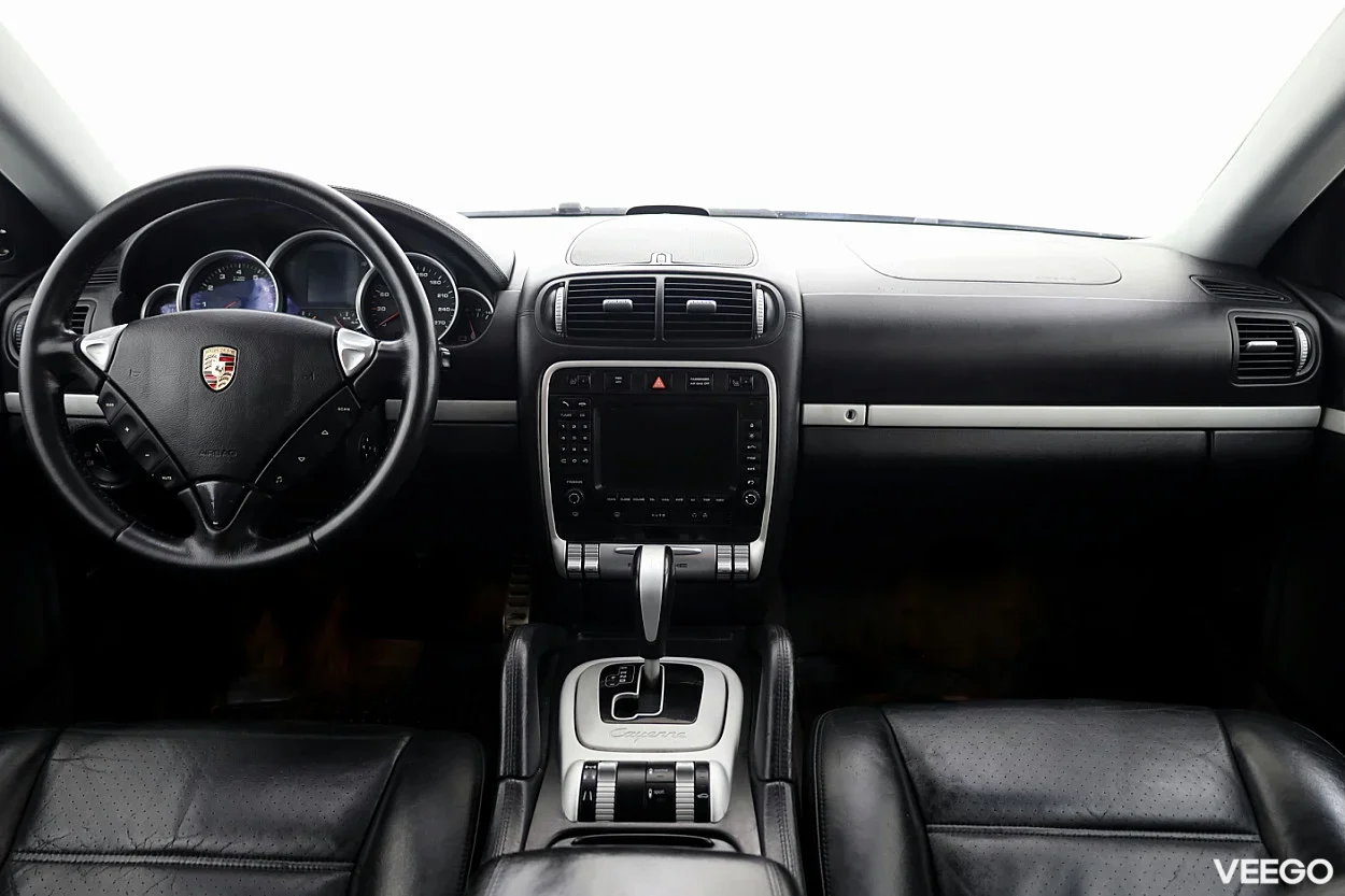 Porsche Cayenne 4.5 251kW