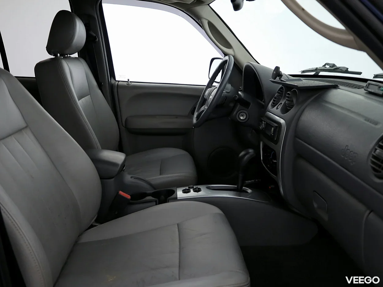 Jeep Cherokee 2.8 121kW