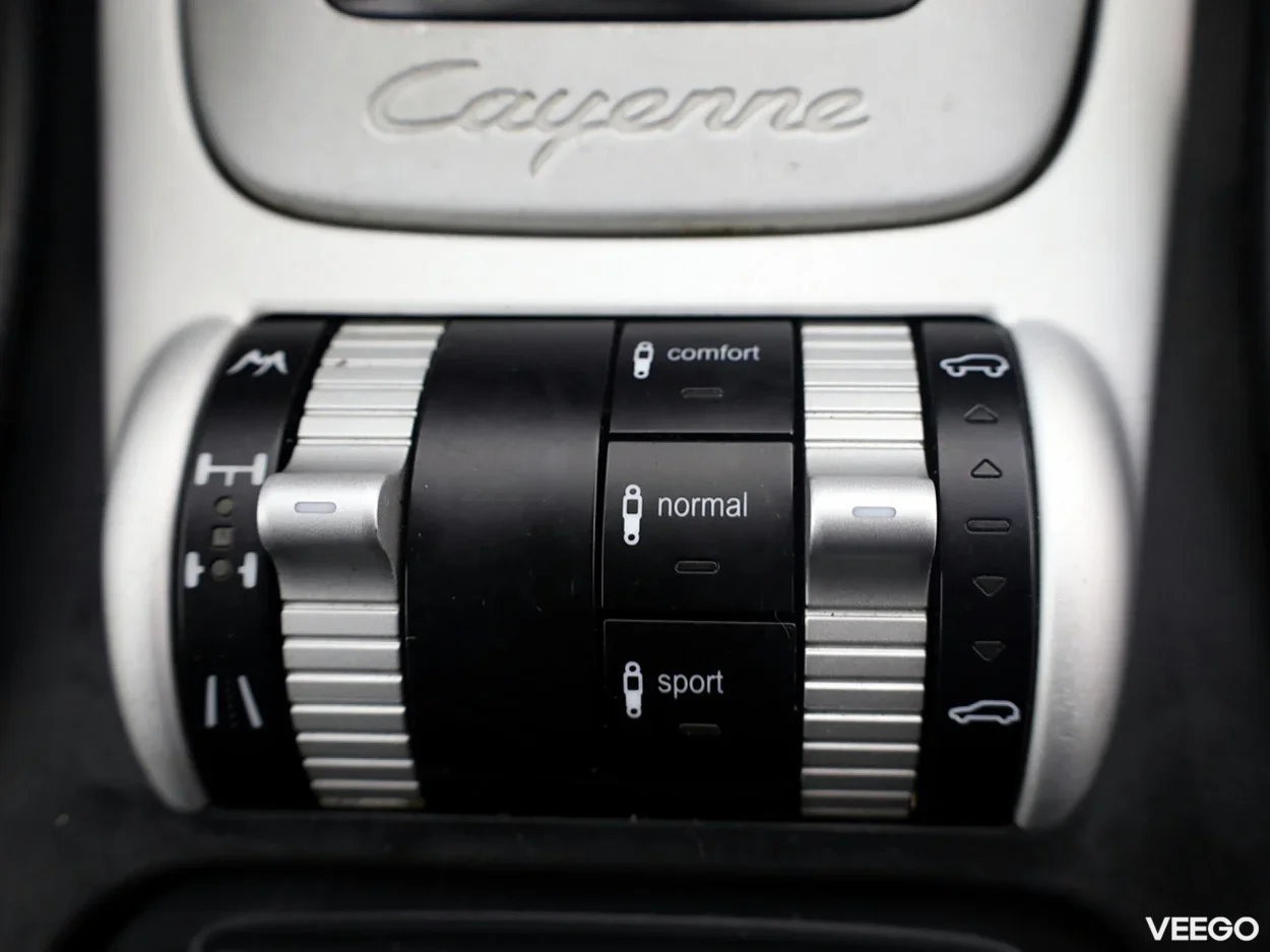 Porsche Cayenne 4.5 251kW