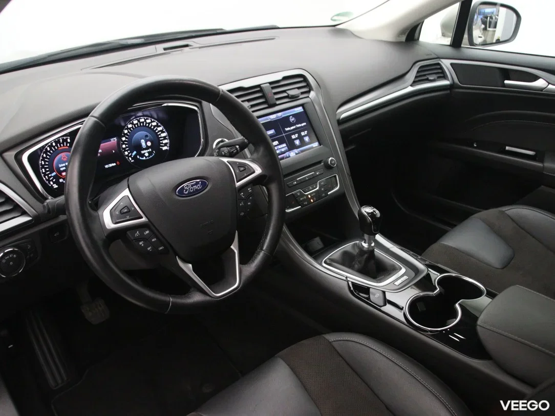 Ford Mondeo 1.5 118kW