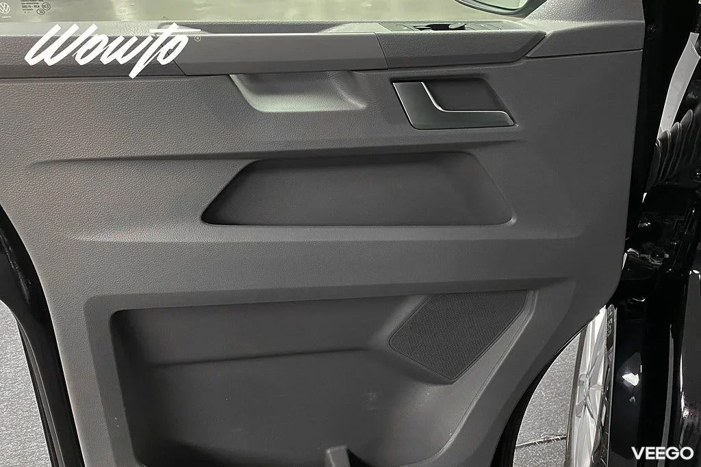 Volkswagen Transporter 2.0 TDI 4M DSG 150HK L2 /Drag /Moms 110kW