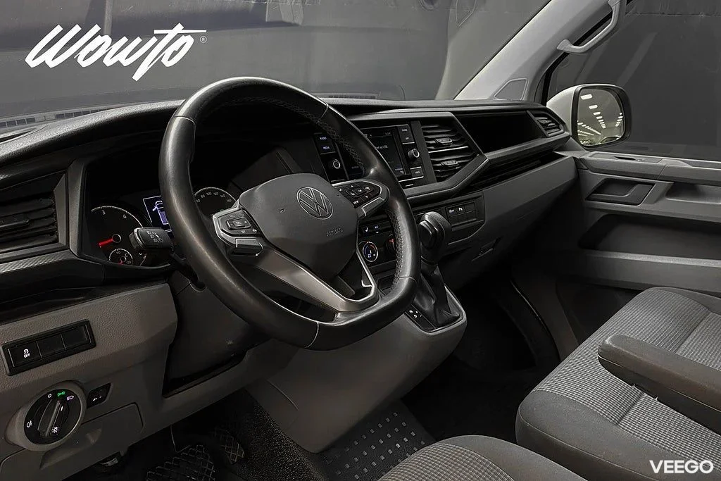 Volkswagen Transporter 2.0TDI 4M DSG 150HK L2 3-Sits /Moms 110kW